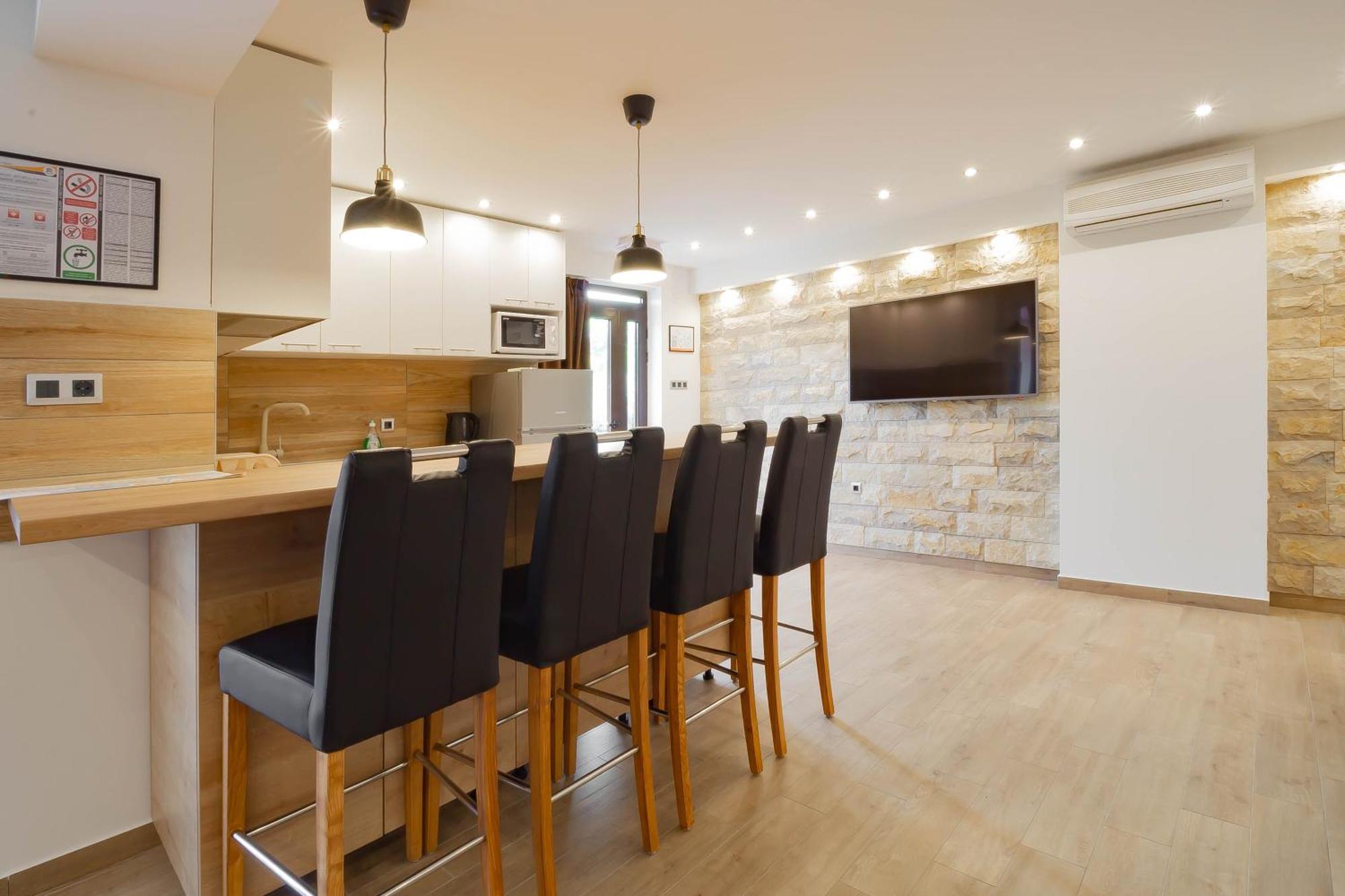 Apartments Marinici Rijeka - With Private Parking Εξωτερικό φωτογραφία